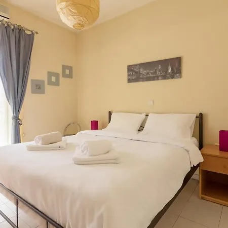 Apartment Comfy 2 Bedroom With Balcony Athens