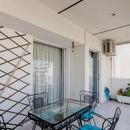 Comfy 2 Bedroom With Balcony Apartment *